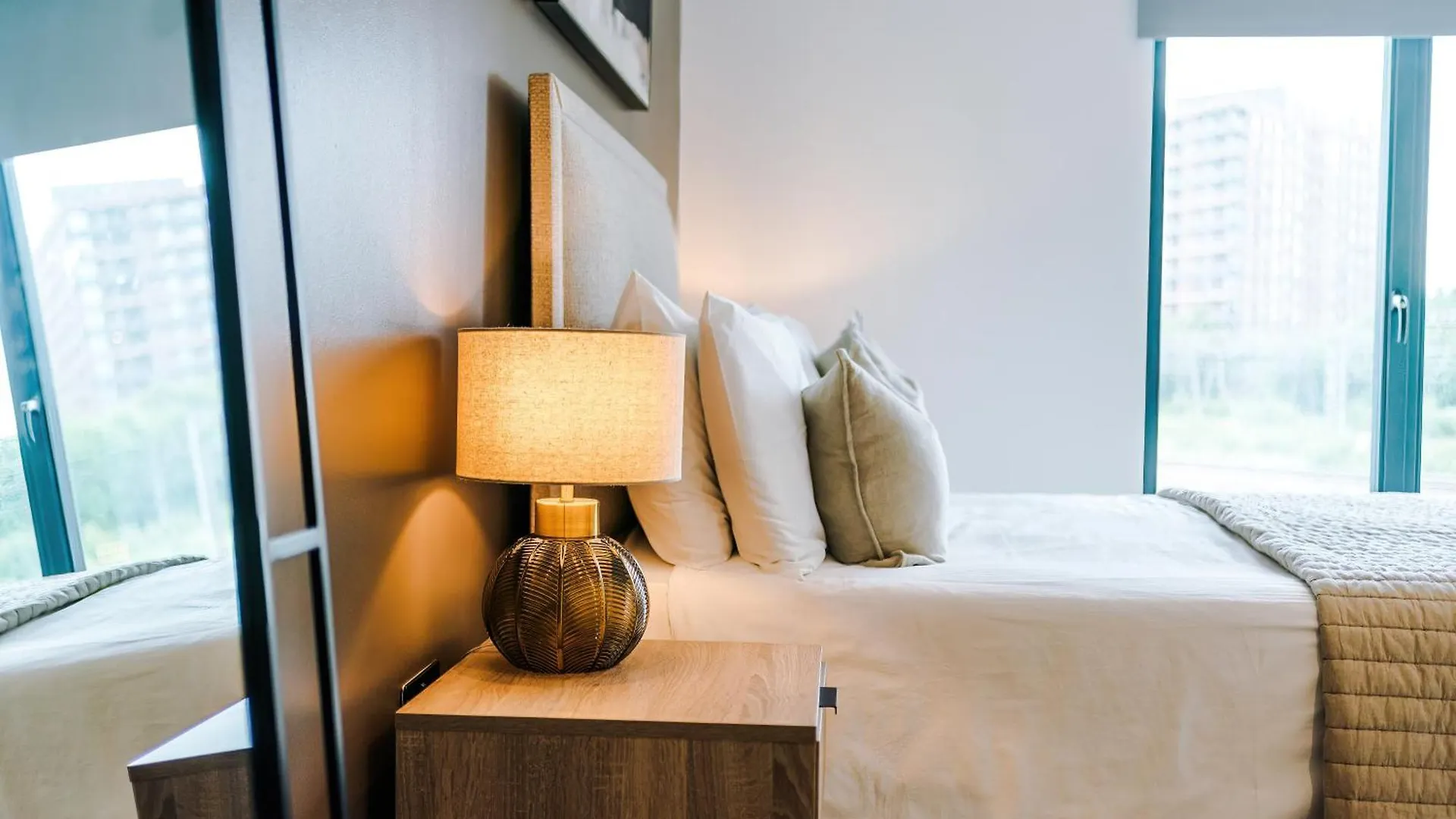 Stylish Leeds City Centre Flat - Free Parking