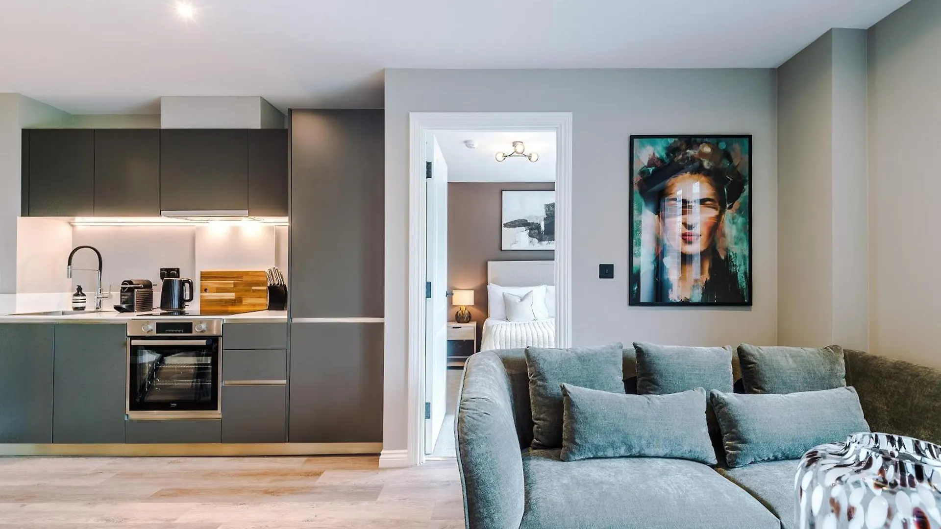 Stylish Leeds City Centre Flat - Free Parking 아파트 리즈